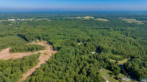 200 Stag Rd, Bremo Bluff, VA 23022 photo 3