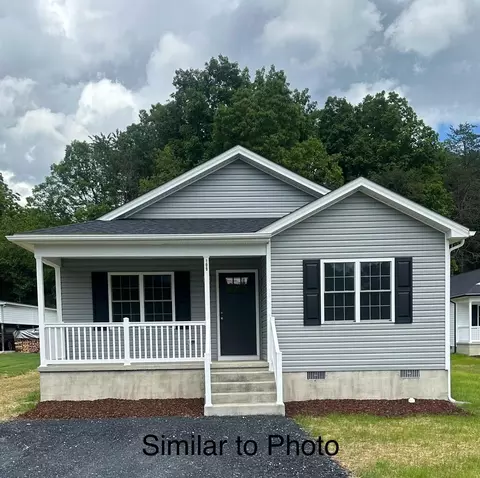 1508 2nd St, Waynesboro, VA 22980