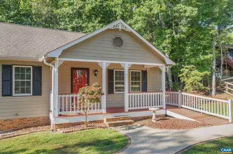 7 Putt Cir, Palmyra, VA 22963 photo 4