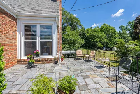 312 Elm St, Staunton, VA 24401