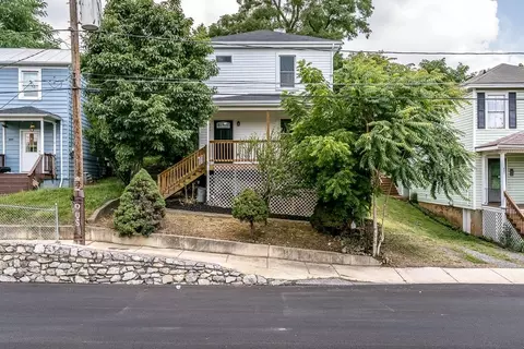 805 Stuart St, Staunton, VA 24401