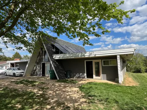 7690 N Valley Pike, Harrisonburg, VA 22802