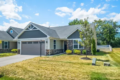 61 S Peak Dr, Mcgaheysville, VA 22840