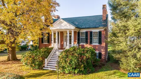 540 Harrison St, Scottsville, VA 24590