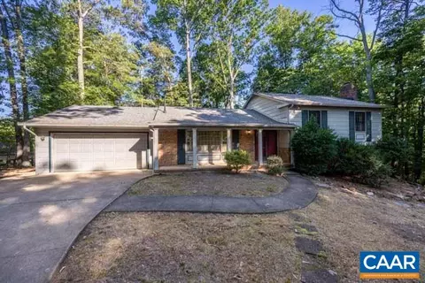 401 Berwick Ct, Charlottesville, VA 22901