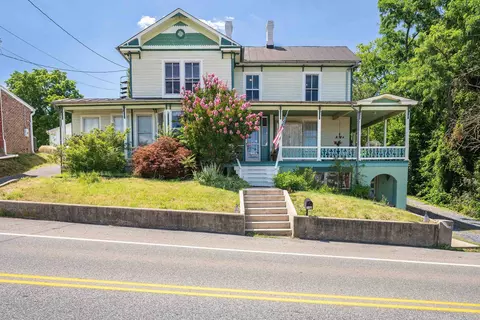 2356 Lee Hwy, Mount Sidney, VA 24467