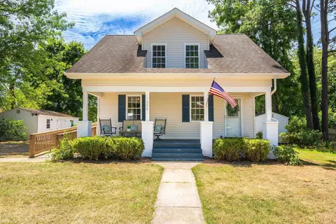 308 N Oak Ln, Waynesboro, VA 22980