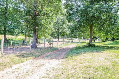 435 Lofton Rd, Raphine, VA 24472 photo 48