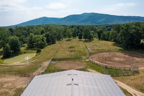 435 Lofton Rd, Raphine, VA 24472 photo 8