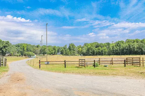 435 Lofton Rd, Raphine, VA 24472 photo 18