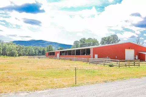 435 Lofton Rd, Raphine, VA 24472