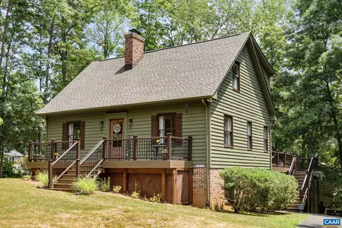 8 Shiloh Ct, Palmyra, VA 22963