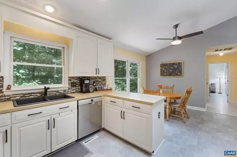17 Fairway Dr, Palmyra, VA 22963 photo 14