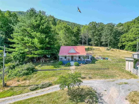 21 Hutches Way, Vesuvius, VA 24483