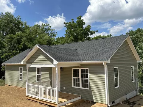 401 Wheat St, Staunton, VA 24401