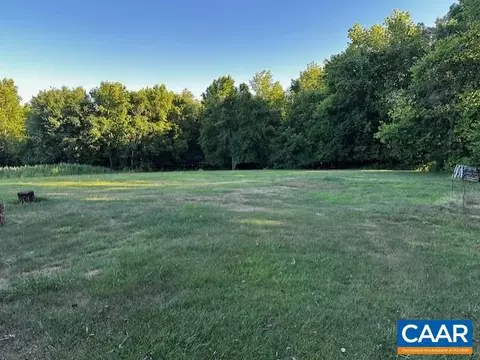 430 Plain Dealing Rd, Palmyra, VA 22963 photo 3