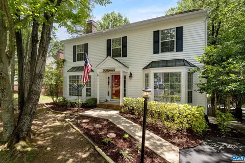 2017 Locke Ln, Charlottesville, VA 22911