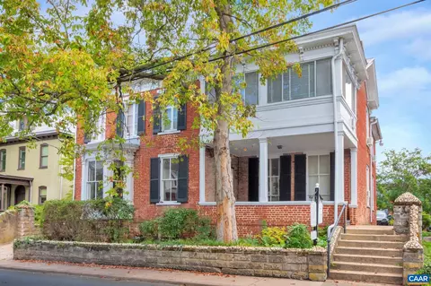 416 Park St, Charlottesville, VA 22902