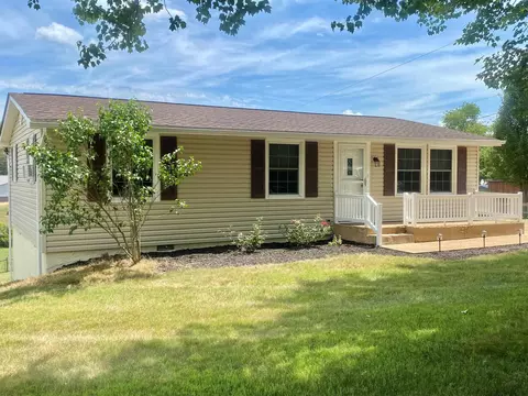 3660 Friedens Church Rd, Mount Crawford, VA 22841