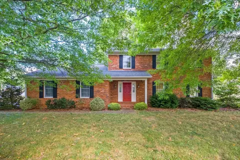 2824 Inglewood Dr, Harrisonburg, VA 22801