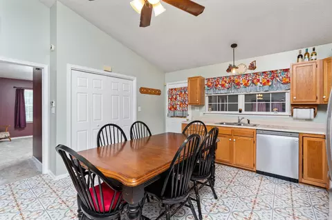 1029 D St, Waynesboro, VA 22980 photo 10