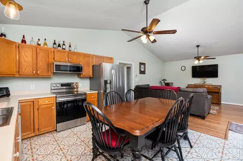 1029 D St, Waynesboro, VA 22980 photo 11