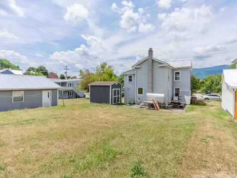 204 N Third St N, Shenandoah, VA 22849 photo 44