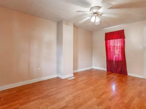 204 N Third St N, Shenandoah, VA 22849 photo 25