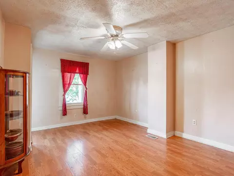 204 N Third St N, Shenandoah, VA 22849 photo 23