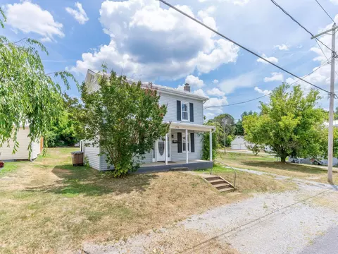204 N Third St N, Shenandoah, VA 22849 photo 3