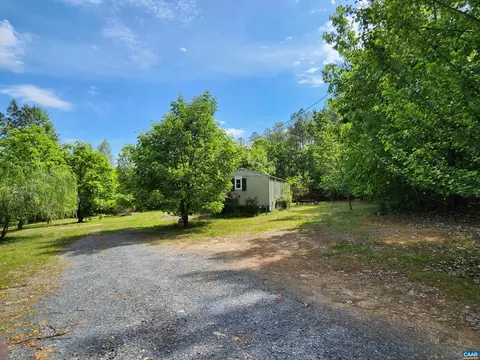 2032 Hundley Branch Rd, Scottsville, VA 24590