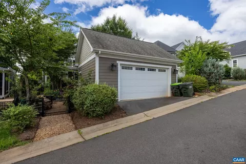1305 Dabney Grv, Charlottesville, VA 22901 photo 7