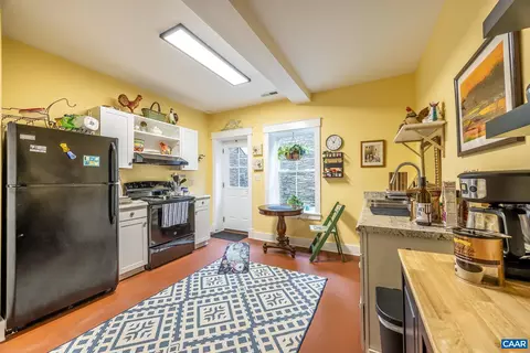 1305 Dabney Grv, Charlottesville, VA 22901 photo 52