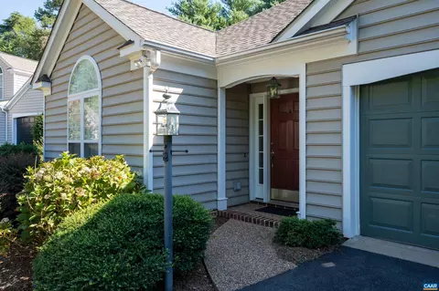 972 Devon Spring Ct, Charlottesville, VA 22903 photo 2
