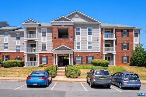122 Yellowstone Dr #308, Charlottesville, VA 22903
