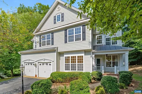 1334 Dunlora Dr, Charlottesville, VA 22901