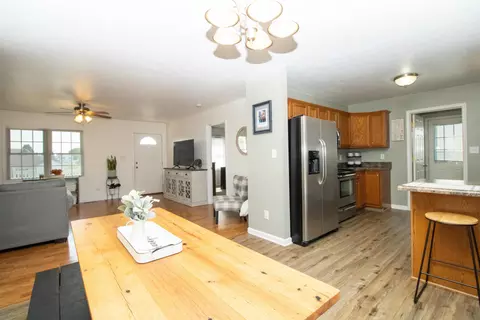 37 Danforth Dr, Weyers Cave, VA 24486 photo 12