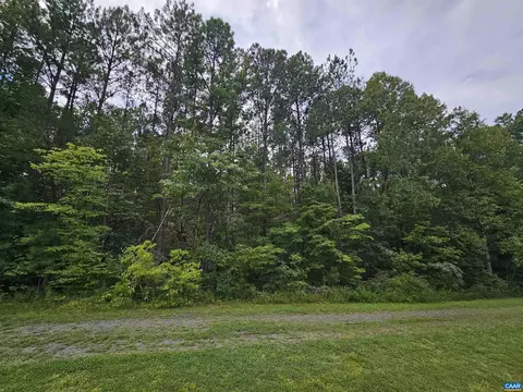 Slate River Trl, Arvonia, VA 23004