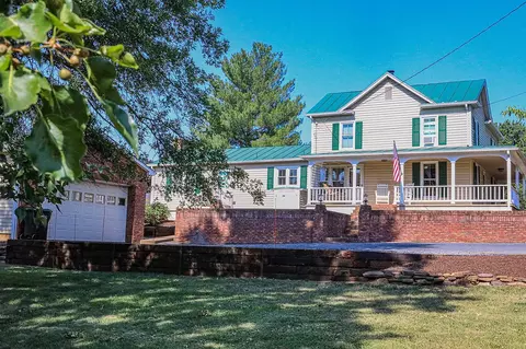 455 Thompson St, Dayton, VA 22821