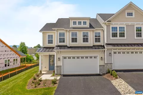 229 Springdale Rd, Waynesboro, VA 22980