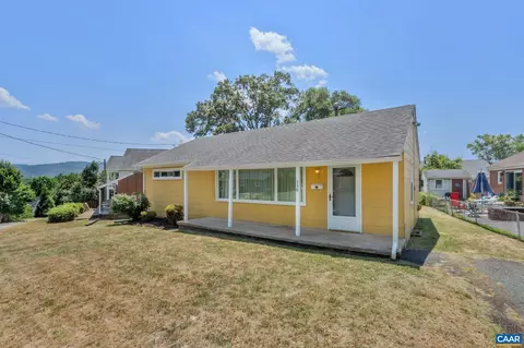 230 Brookwood Dr, Charlottesville, VA 22902