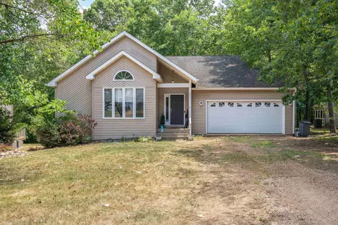 2241 Mountain Dr, Mcgaheysville, VA 22840