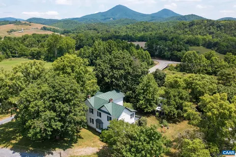 3267 Turnpike Rd, Lexington, VA 24450