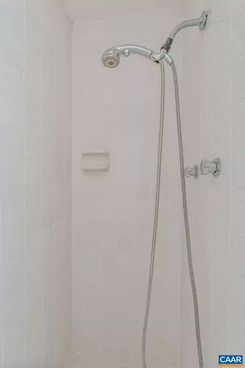 327 Key West Dr, Charlottesville, VA 22911 photo 31