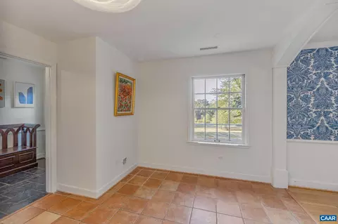 327 Key West Dr, Charlottesville, VA 22911 photo 11