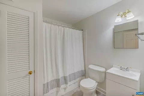 327 Key West Dr, Charlottesville, VA 22911 photo 36