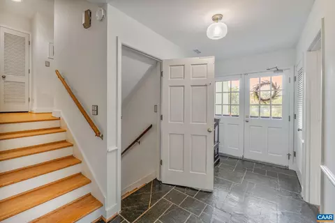 327 Key West Dr, Charlottesville, VA 22911 photo 21
