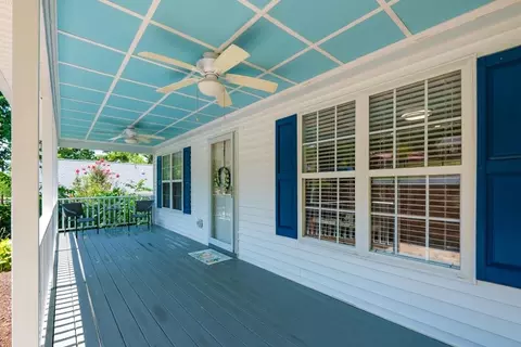 1625 2nd St, Waynesboro, VA 22980