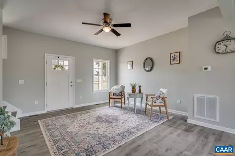 227 Harding Dr, Broadway, VA 22815 photo 8