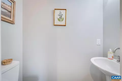 227 Harding Dr, Broadway, VA 22815 photo 31